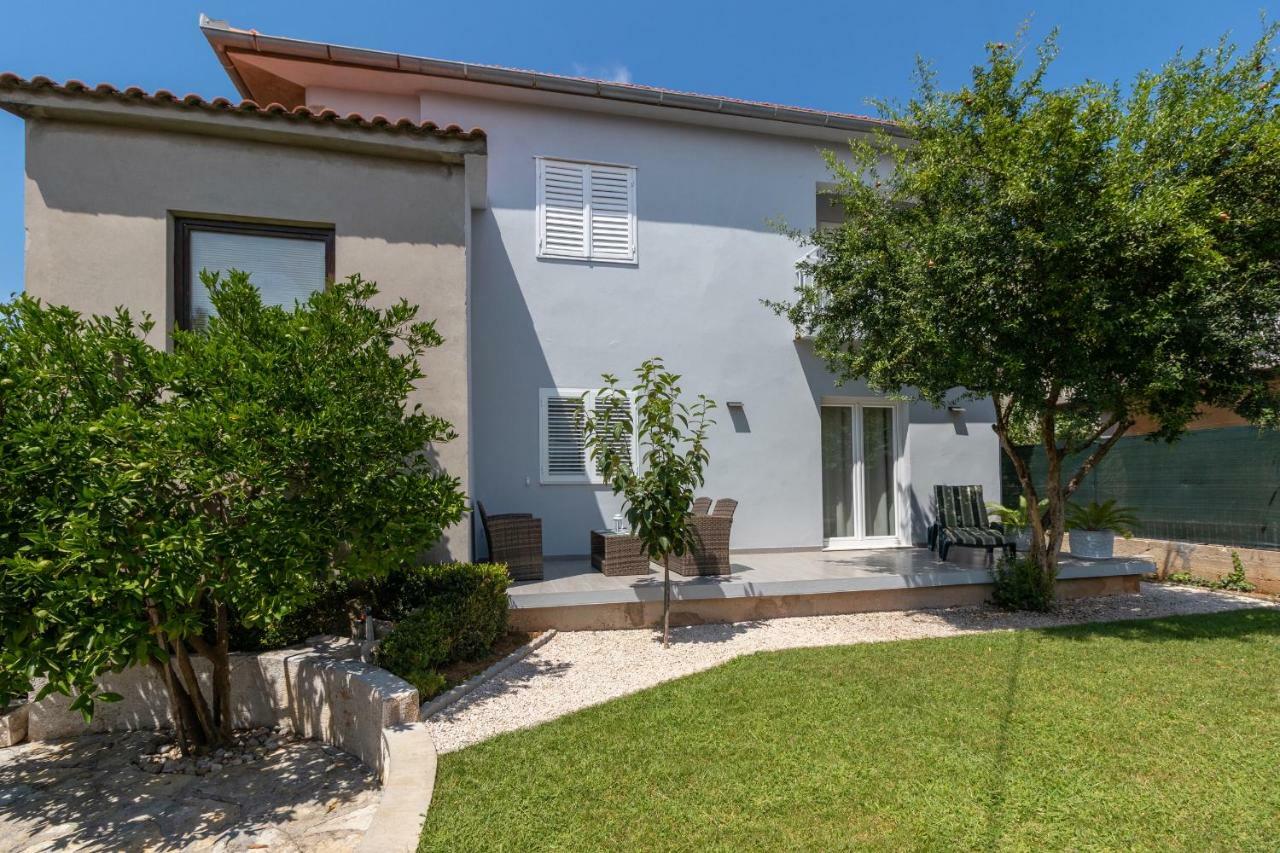 Apartments Peca Zadar Exterior photo